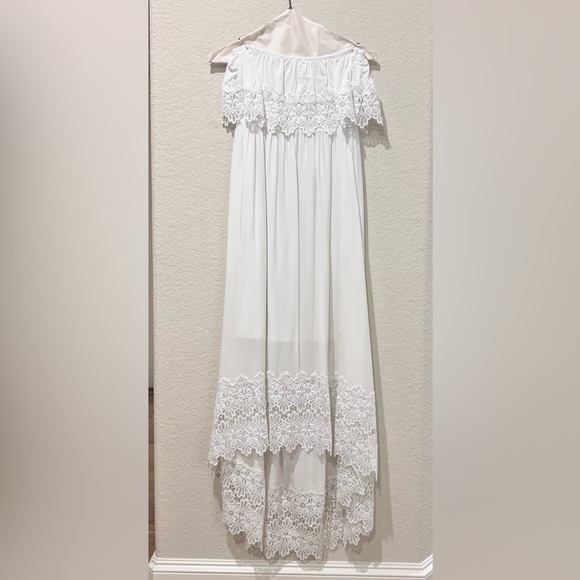Solitaire Dresses & Skirts - SOLITAIRE SWIM White Lace Trim Cover-Up Dress | Strapless Hi-Low | Size M